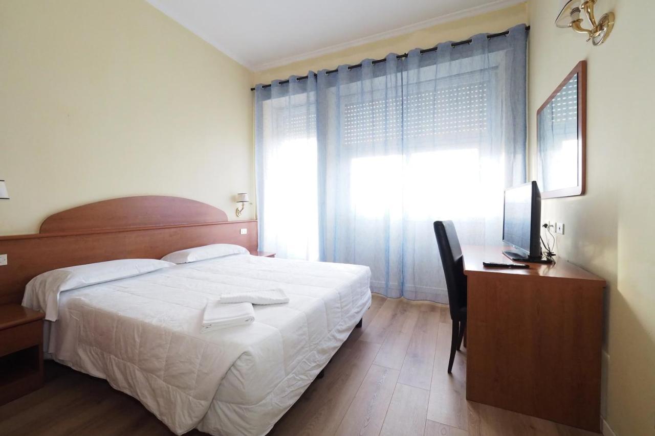 Hotel Laura Rom Eksteriør billede