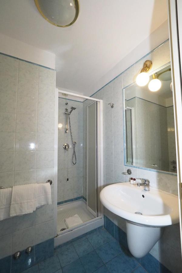 Hotel Laura Rom Eksteriør billede