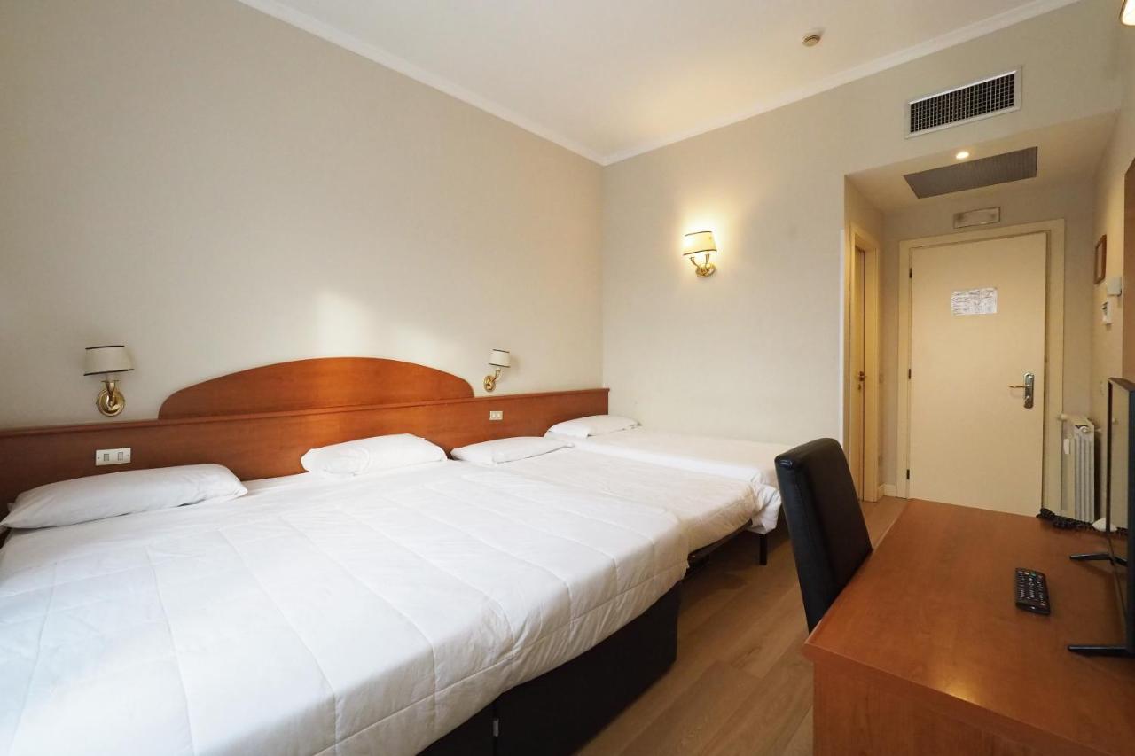 Hotel Laura Rom Eksteriør billede