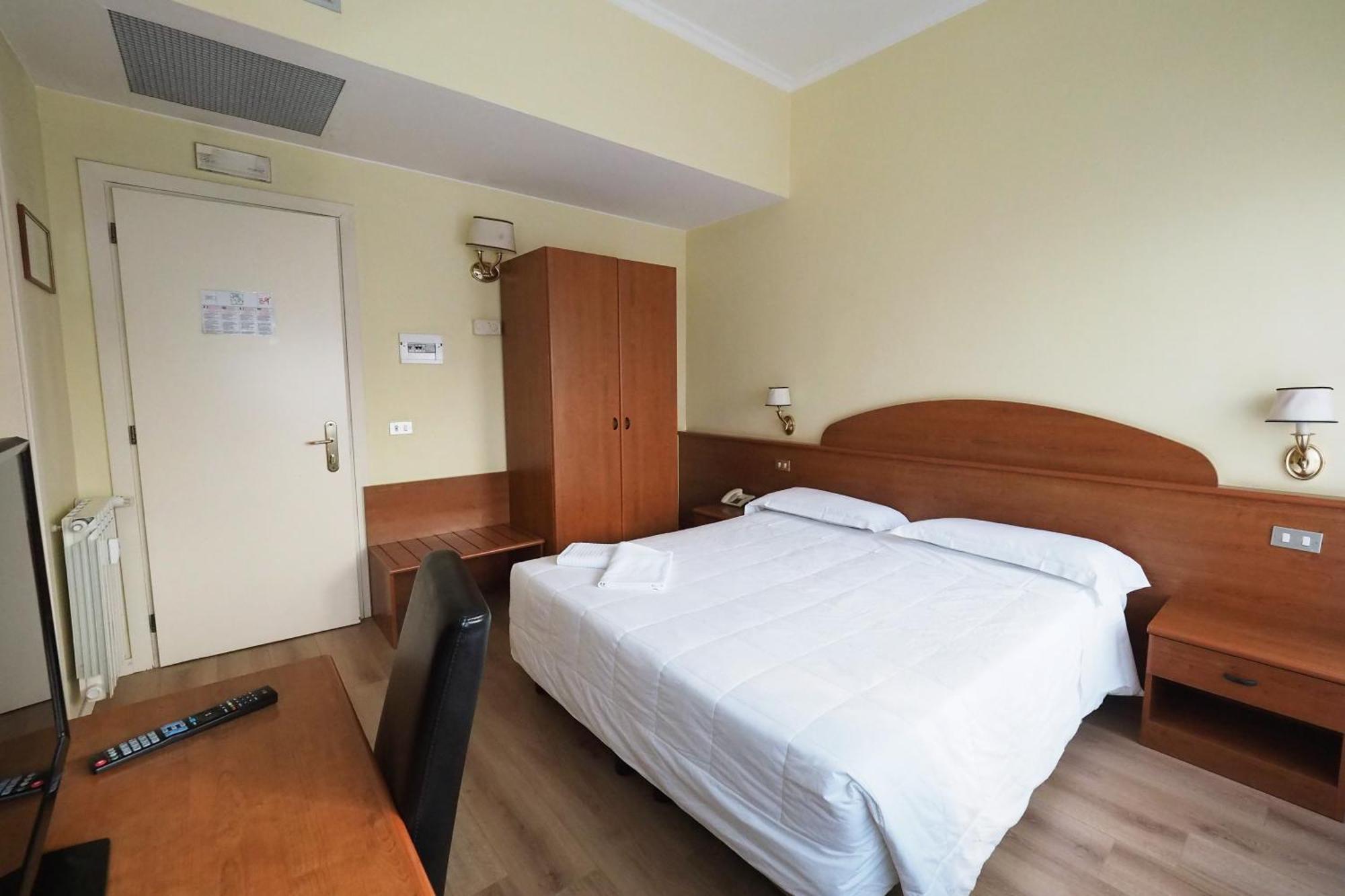 Hotel Laura Rom Eksteriør billede