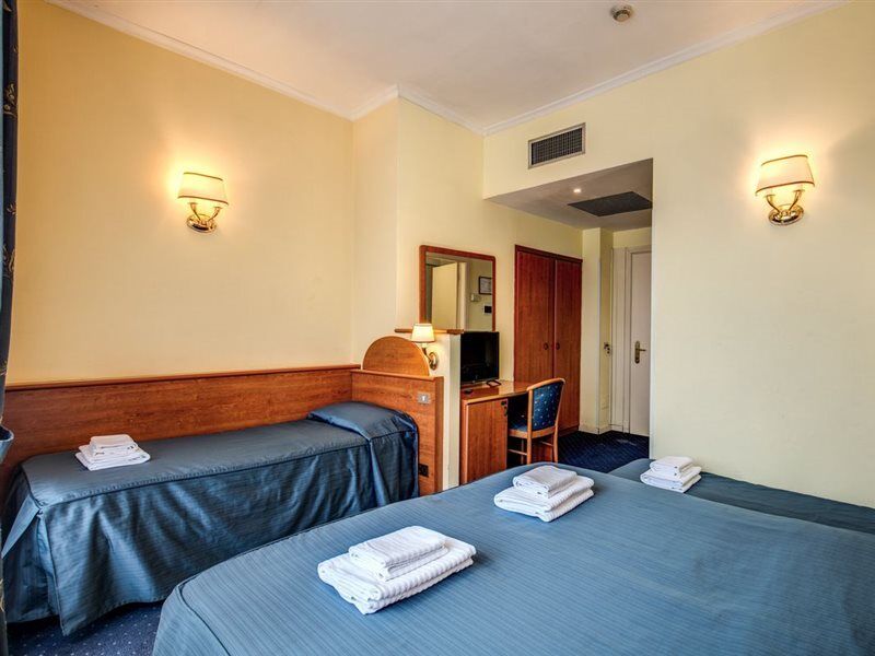 Hotel Laura Rom Eksteriør billede