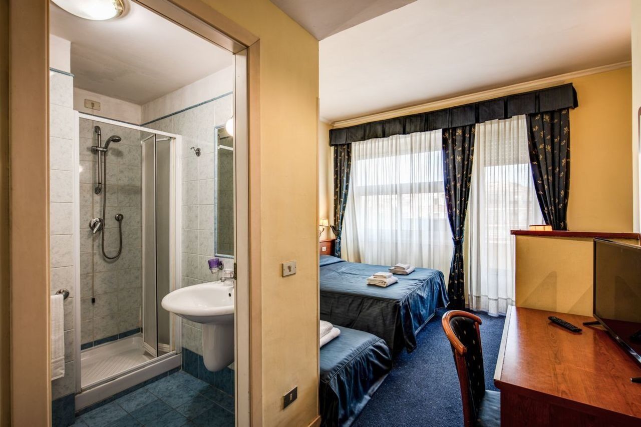 Hotel Laura Rom Eksteriør billede